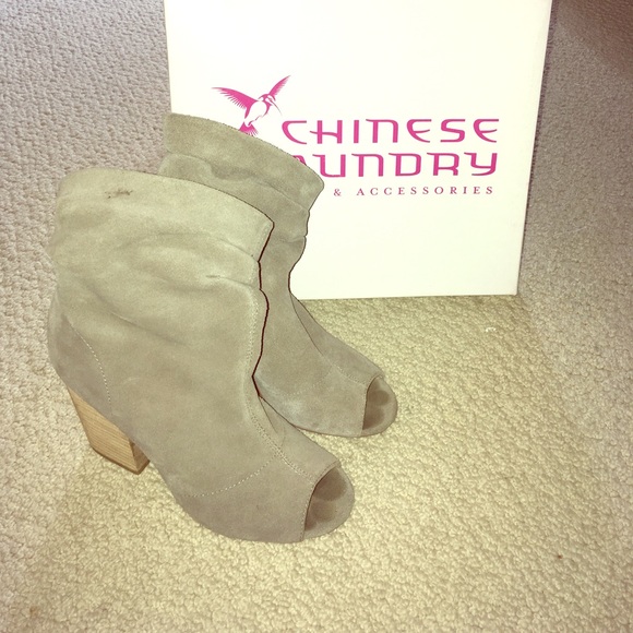 Chinese Laundry break up slouch peep toe bootie - Picture 1 of 5